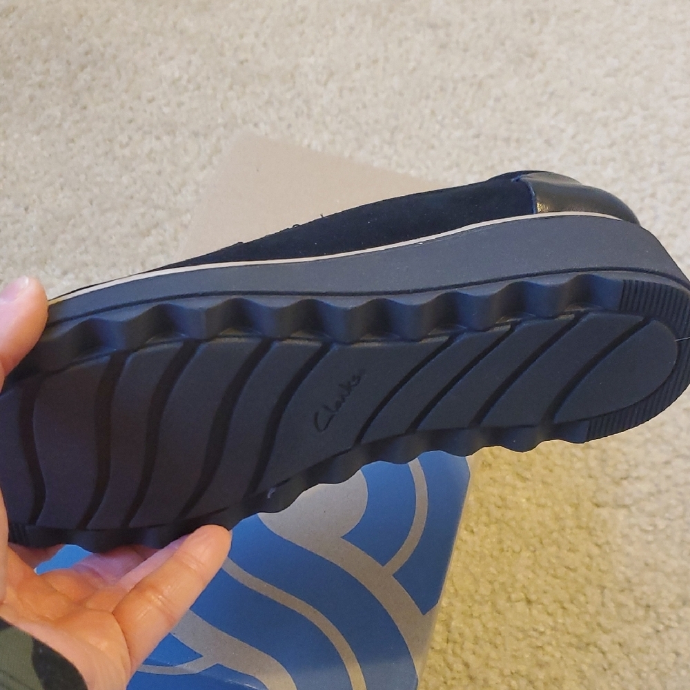 Clarks Black Slip-On Shoes - Picture 4 of 4